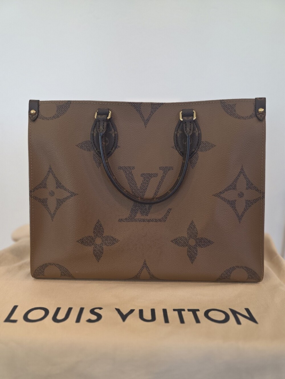 COA Inc Louis Vuitton OnTheGo MM Monogram Reverse Canvas Tote Bag with Box!